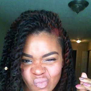 Meet your Posher, Sade